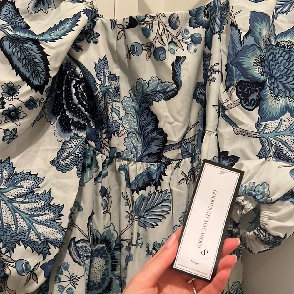 New & Unworn with Tags Vintage blue light weight dress